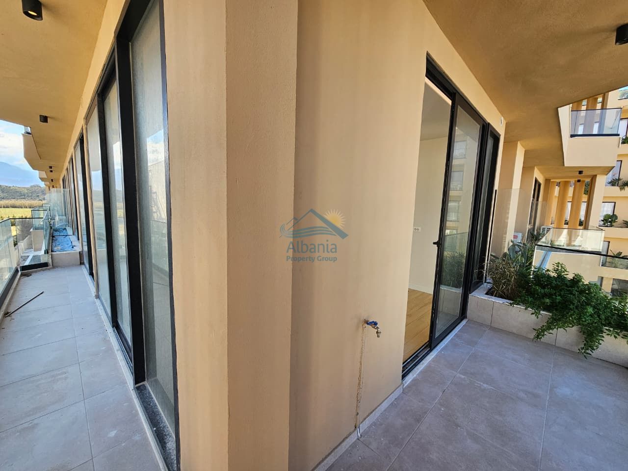 5 Radhime, Vlore 9426